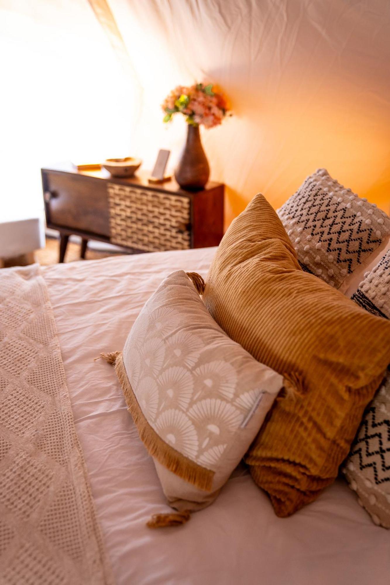 Glamping Gozdna Jasa Hotel โบเว็ก ภายนอก รูปภาพ