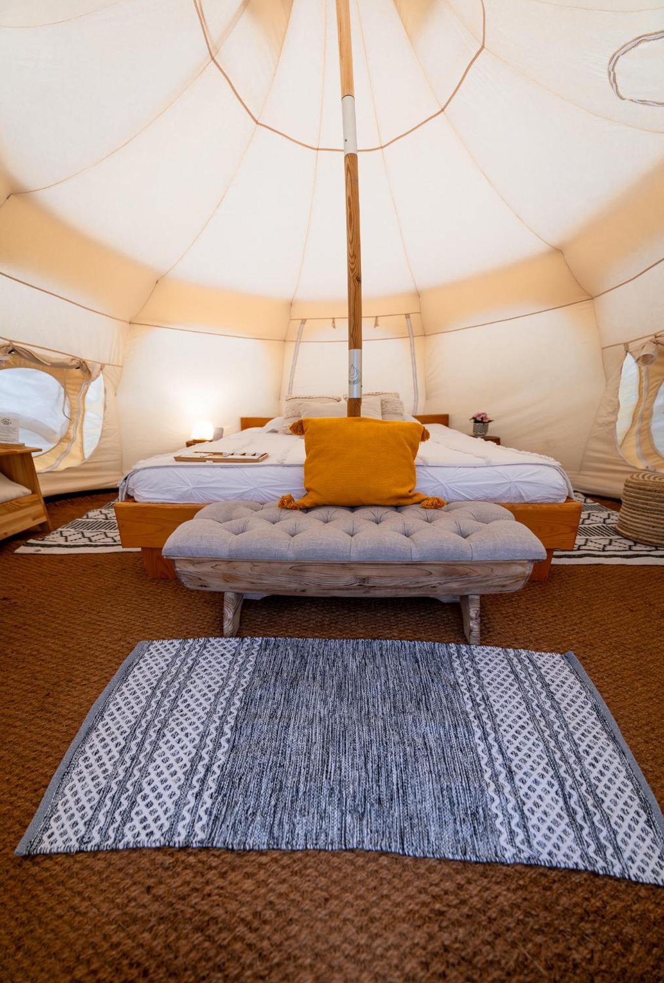 Glamping Gozdna Jasa Hotel โบเว็ก ภายนอก รูปภาพ