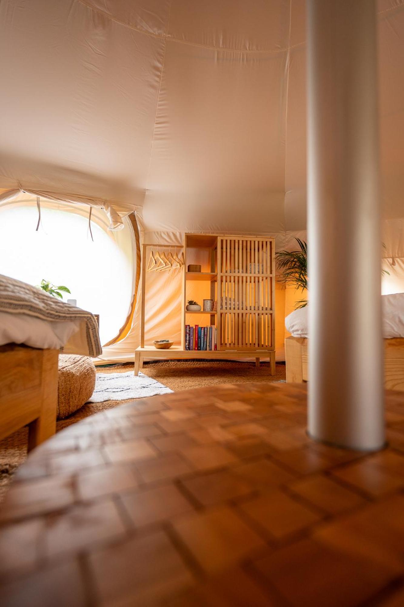 Glamping Gozdna Jasa Hotel โบเว็ก ภายนอก รูปภาพ