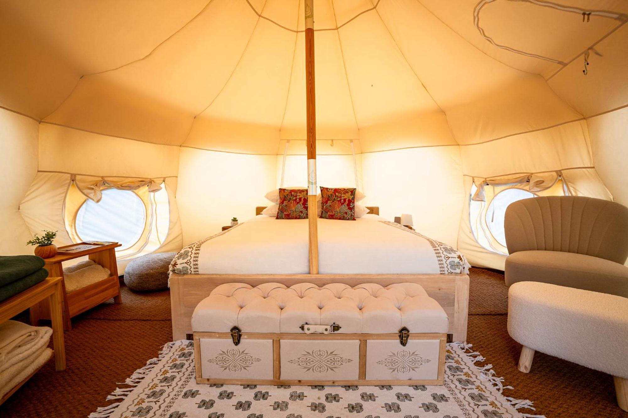 Glamping Gozdna Jasa Hotel โบเว็ก ภายนอก รูปภาพ