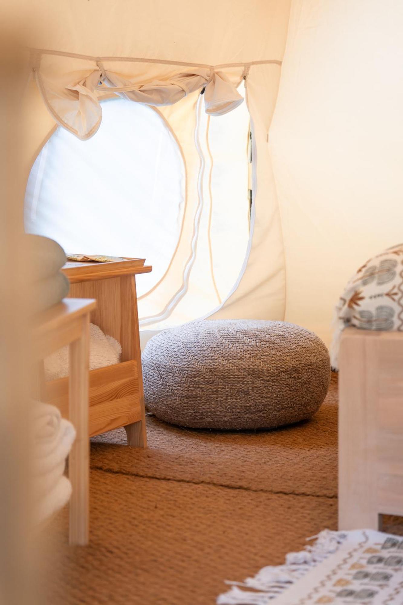 Glamping Gozdna Jasa Hotel โบเว็ก ภายนอก รูปภาพ